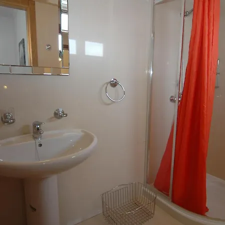 43 Sea Views, Pool,games,hot Tub, Office With Computer+ Wifi Playa Blanca (Lanzarote)