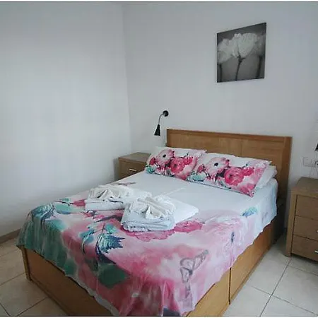 43 Sea Views, Pool,games,hot Tub, Office With Computer+ Wifi Villa