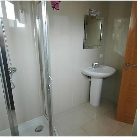 Villa 43 Sea Views, Pool,games,hot Tub, Office With Computer+ Wifi Playa Blanca (Lanzarote)