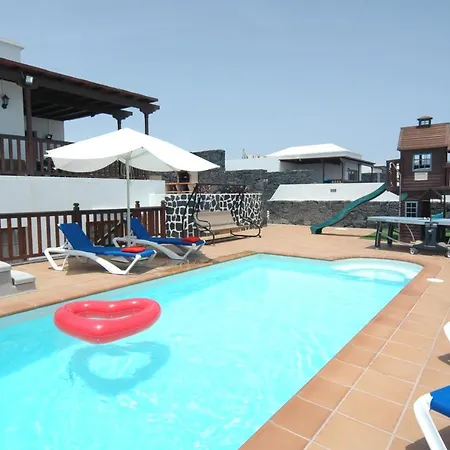 Villa 43 Sea Views, Pool,games,hot Tub, Office With Computer+ Wifi